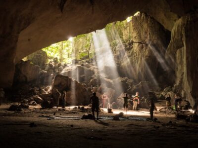 Sleeping in a cave - Inner jungle 4D3N - Taman Negara - Maleisië